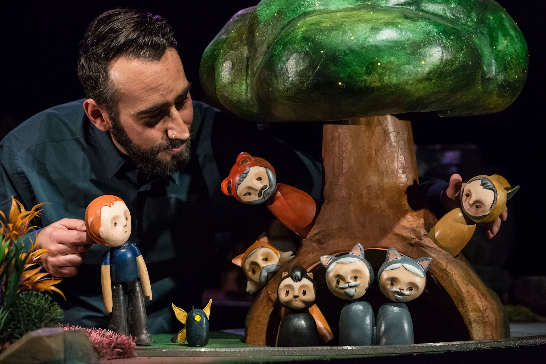 Teatro de Marionetas do Porto apresenta “Nunca” no Centro Comunitário de Águas de Moura