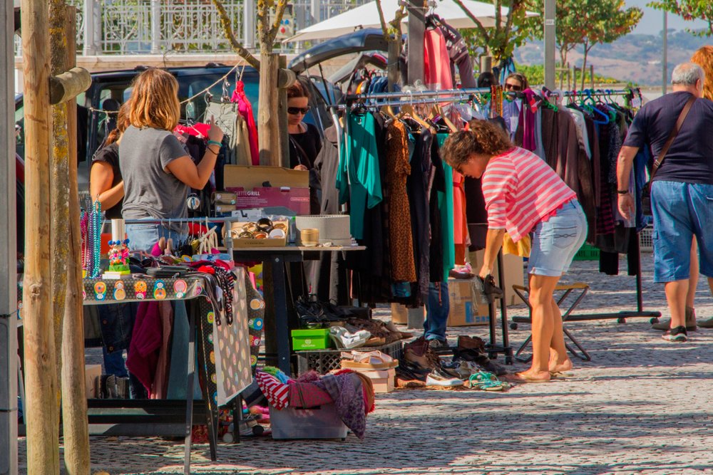 Largo de S. João acolhe “Bagageira aberta em Palmela” uma vez por mês