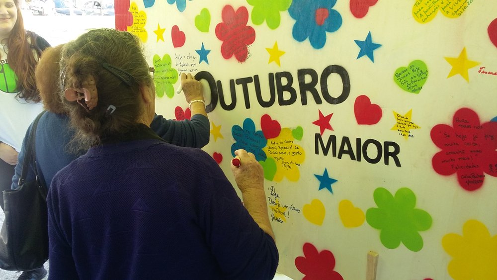 Outubro Maior termina em festa com Chá Dançante