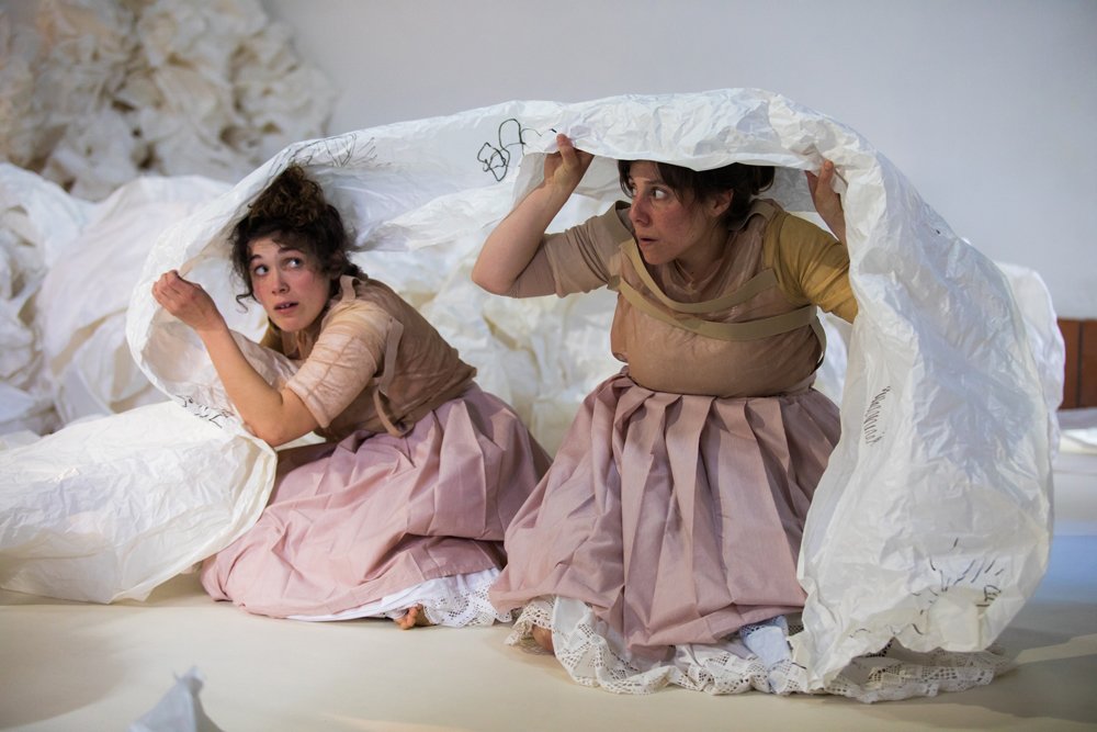 “Paula de Papel” em exibição no Teatro O Bando em janeiro