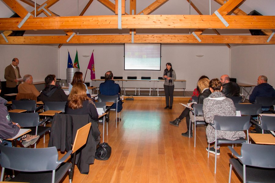 Biblioteca Municipal de Palmela acolheu workshop Apoios a pequenas e médias empresas