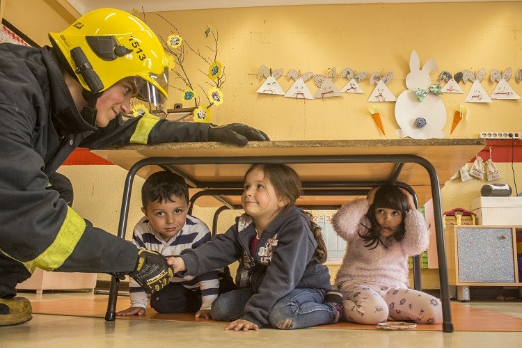 Dia Municipal do Bombeiro 2019: Simulacros de sismo em escolas testam planos de segurança