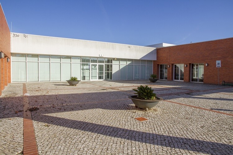 Biblioteca Municipal de Pinhal Novo encerrada a 12 de junho
