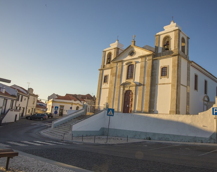 Conservação da Igreja de S. Pedro com apoio municipal