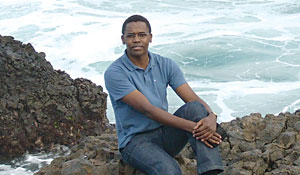 Livro do Pároco de Palmela “Quando a Poesia é… Oração” lançado no dia 10 