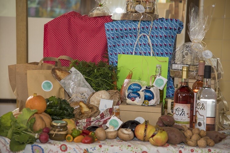 Quinta do Anjo: Faça compras no Mercado da Aldeia de Natal!