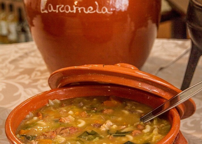 Há Sopa Caramela aos fins de semana no Mercado Municipal de Pinhal Novo