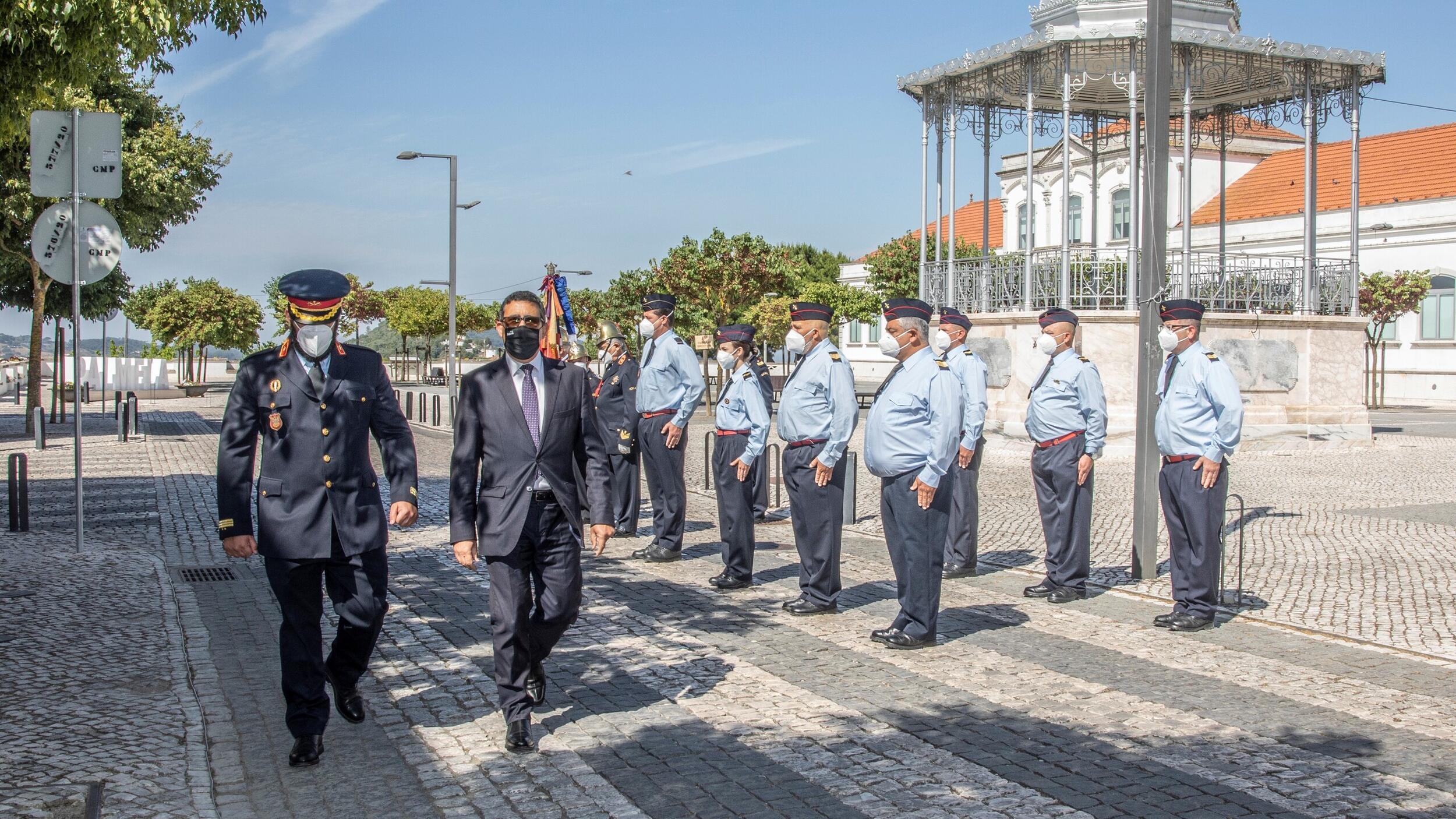 Dia Municipal do Bombeiro – Município entregou Condecorações e Cartão Municipal do Bombeiro