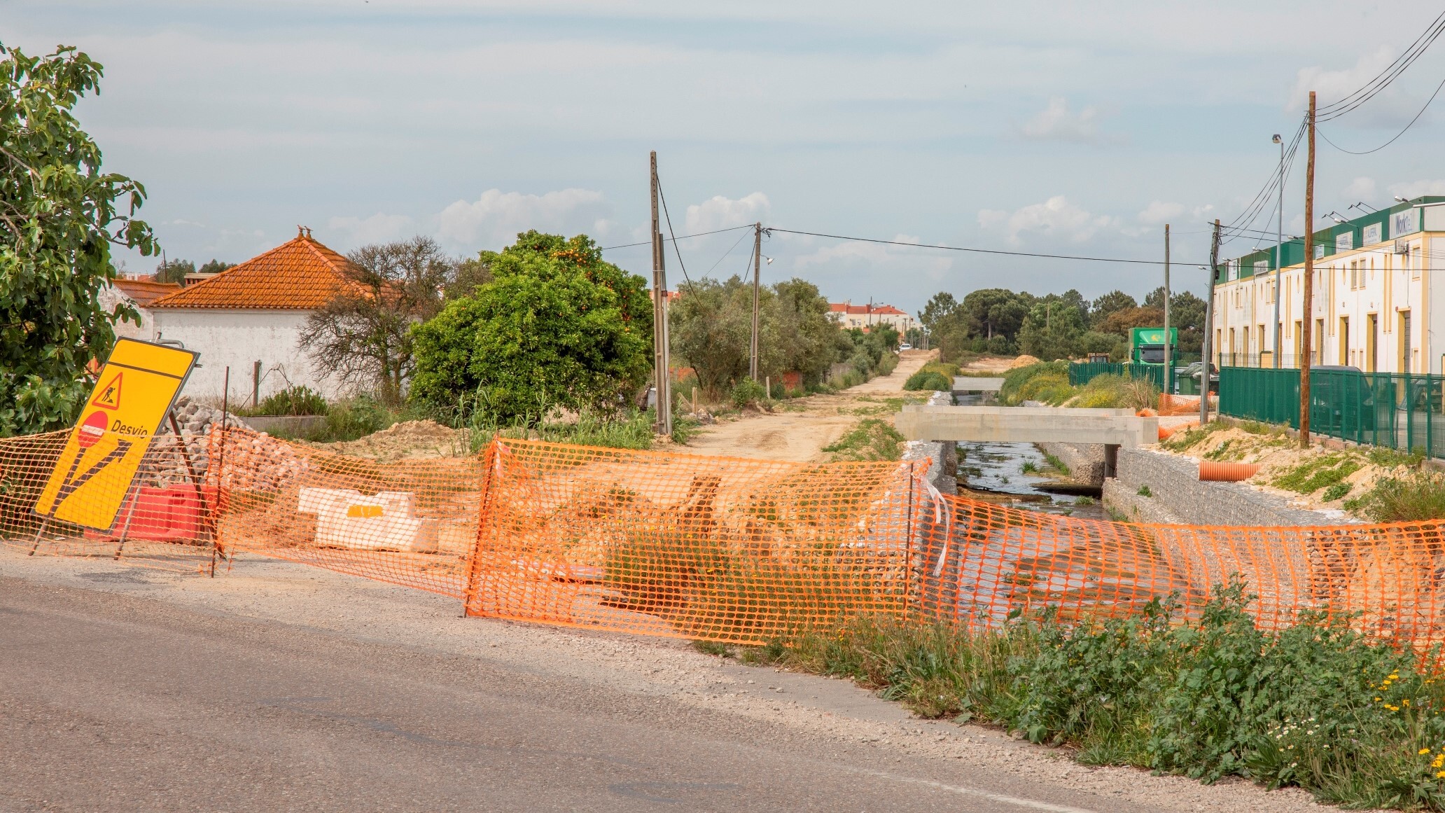 Ribeira da Salgueirinha: EN 252 reabriu ao trânsito até início da obra no local
