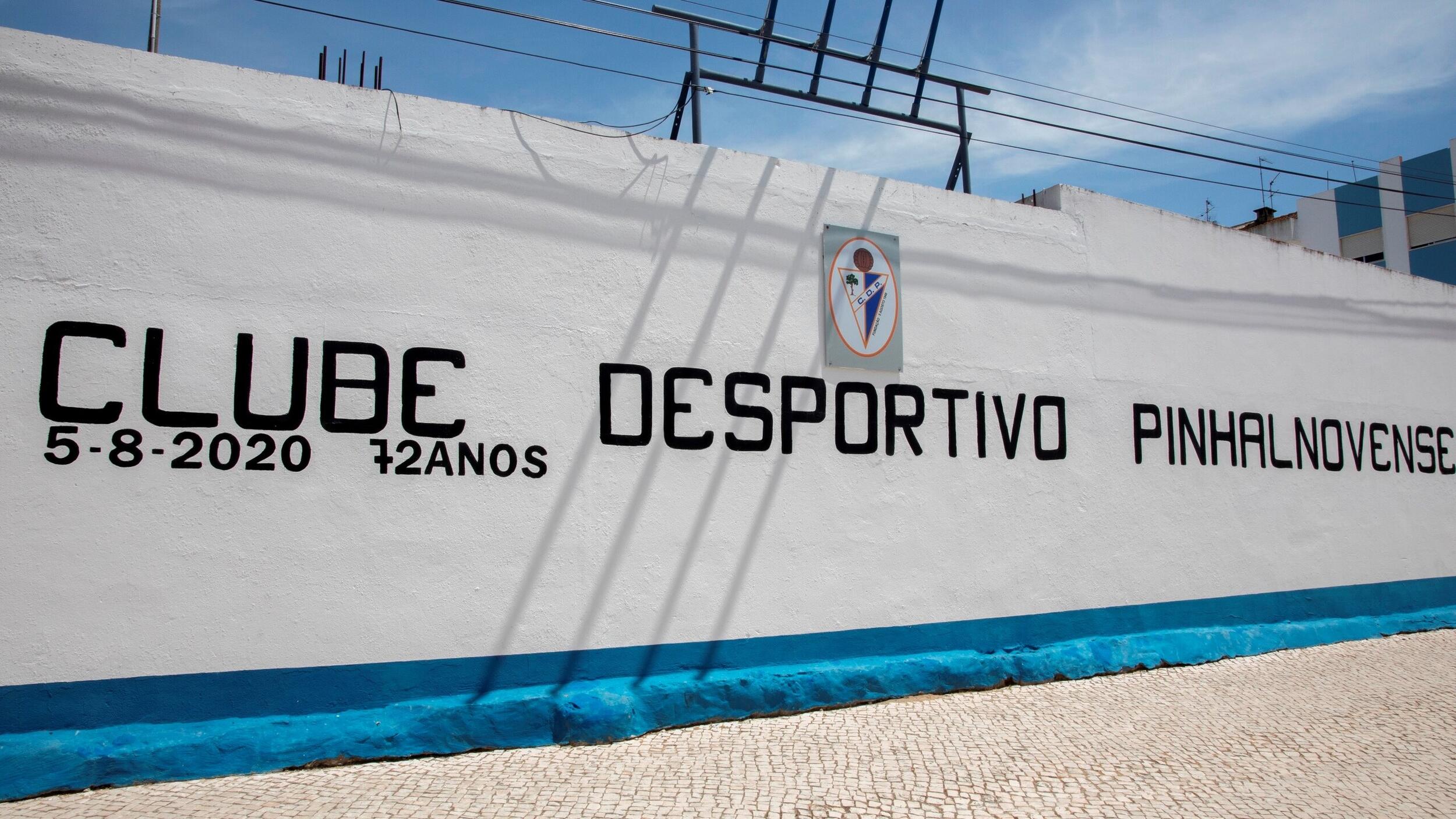 Município apoia novo campo de futebol 7 e 9 do Pinhalnovense