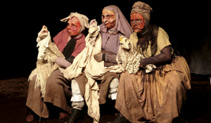 “Com Umas Asas Enormes” na Festa da Marioneta 