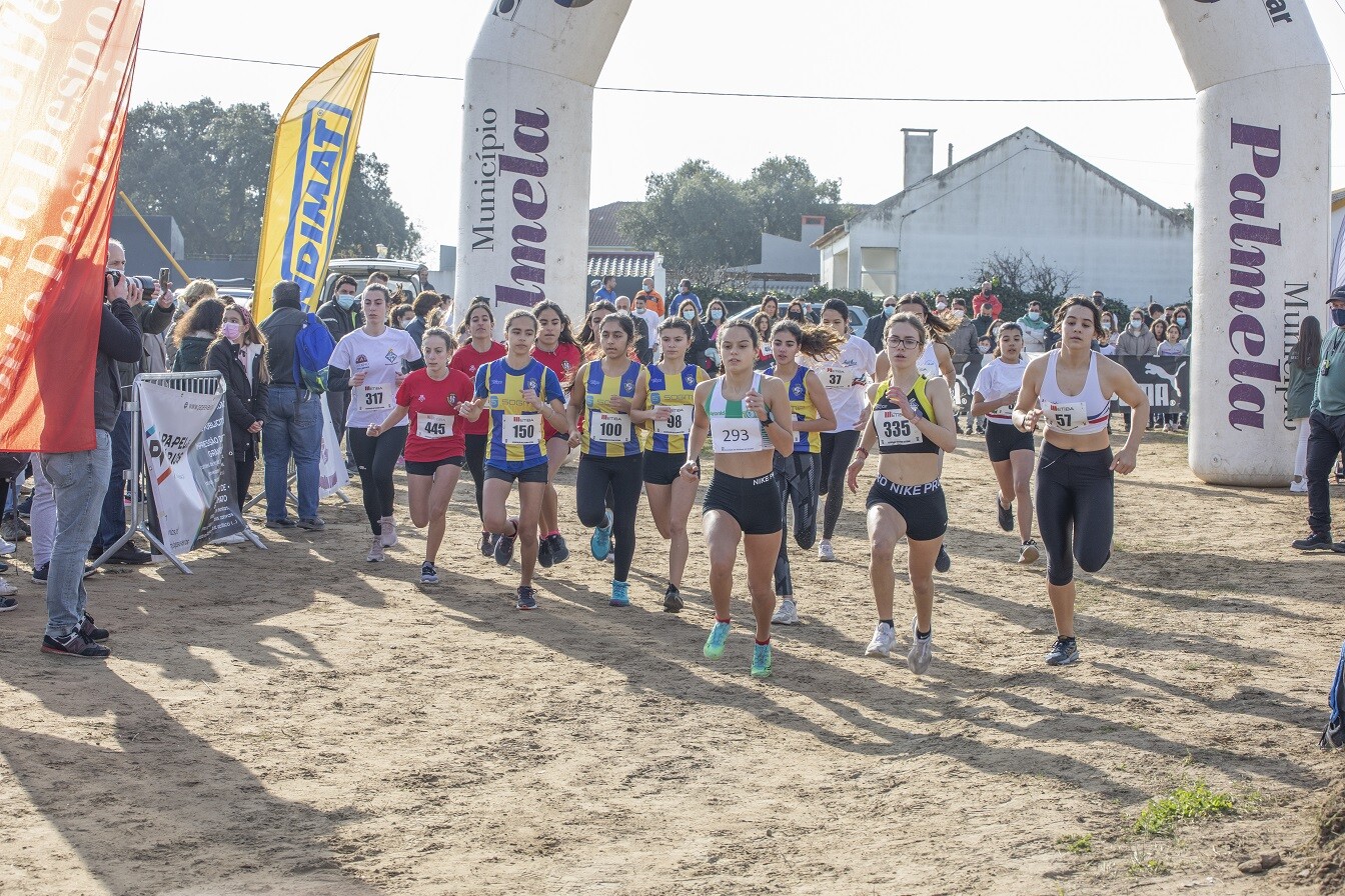Atletas do concelho em destaque no Campeonato Regional de Corta Mato 