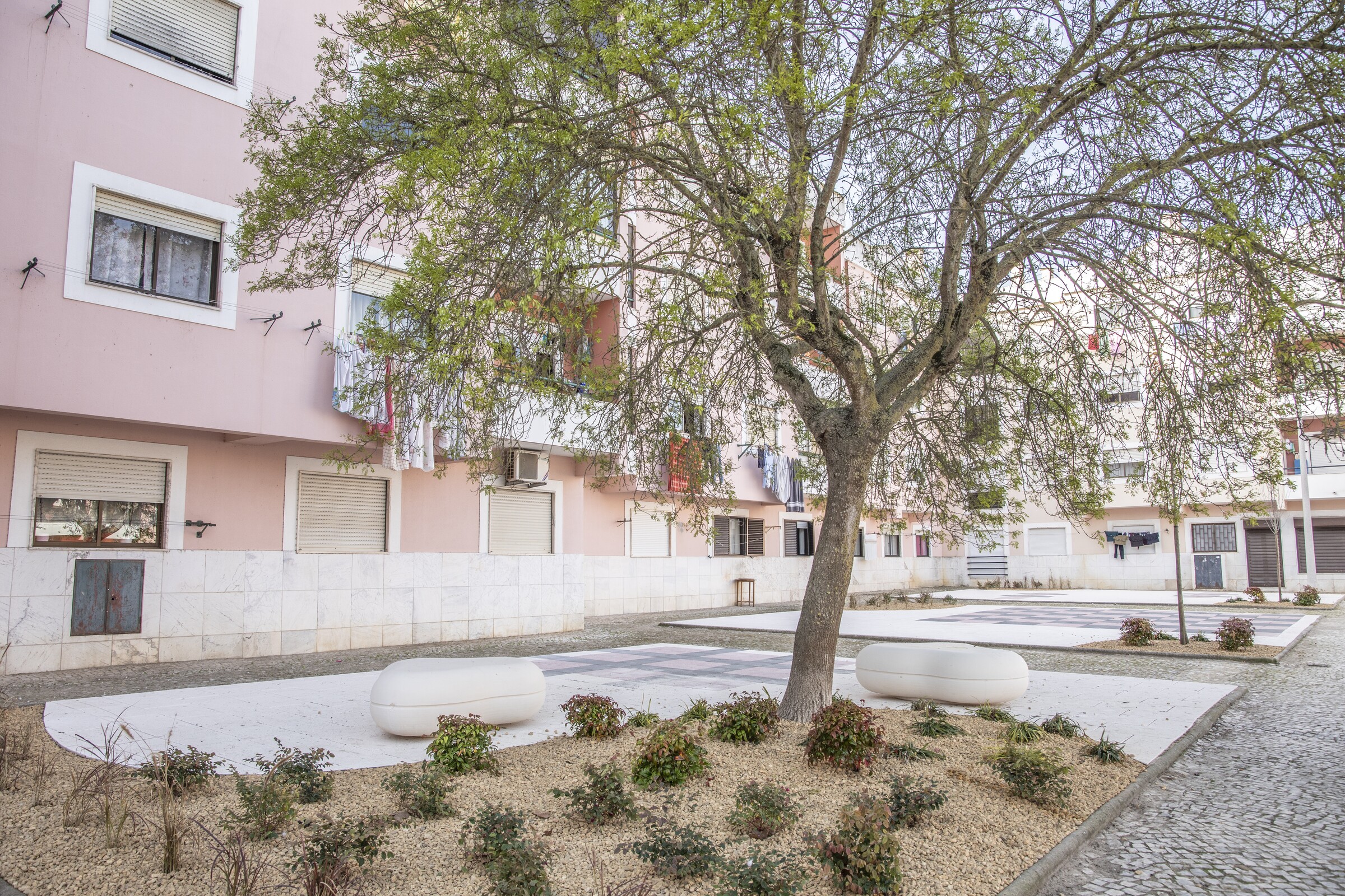 Pinhal Novo: Praceta na Urbanização da Salgueirinha requalificada