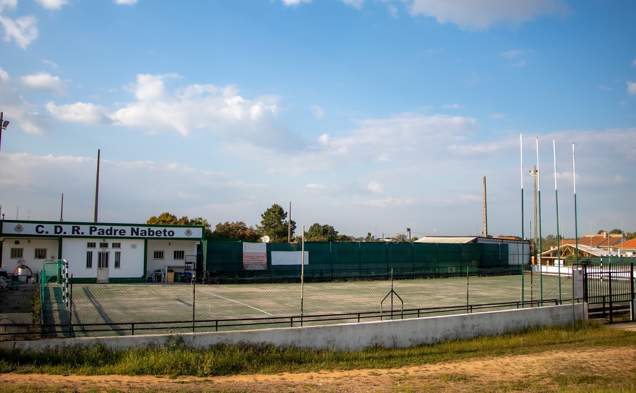Câmara cede terreno ao Clube Desportivo Quinta Padre Nabeto