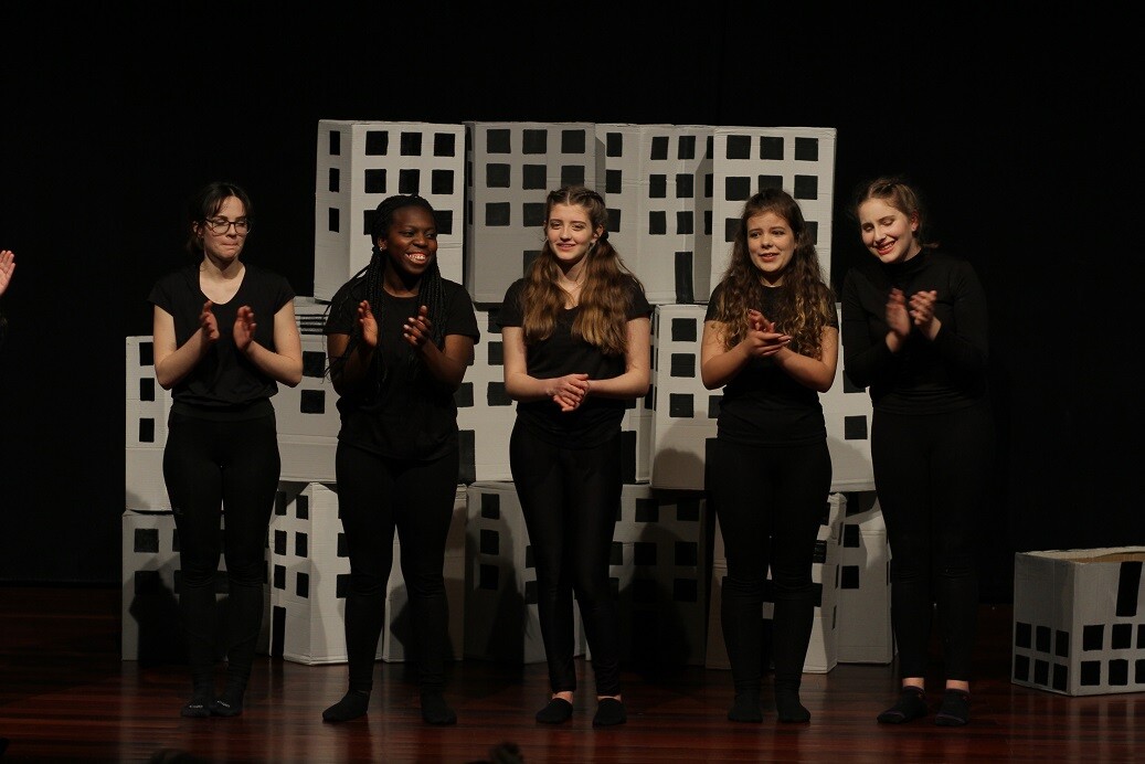 ATA apresenta “Fábrica de Matar Baleia” no Poceirão