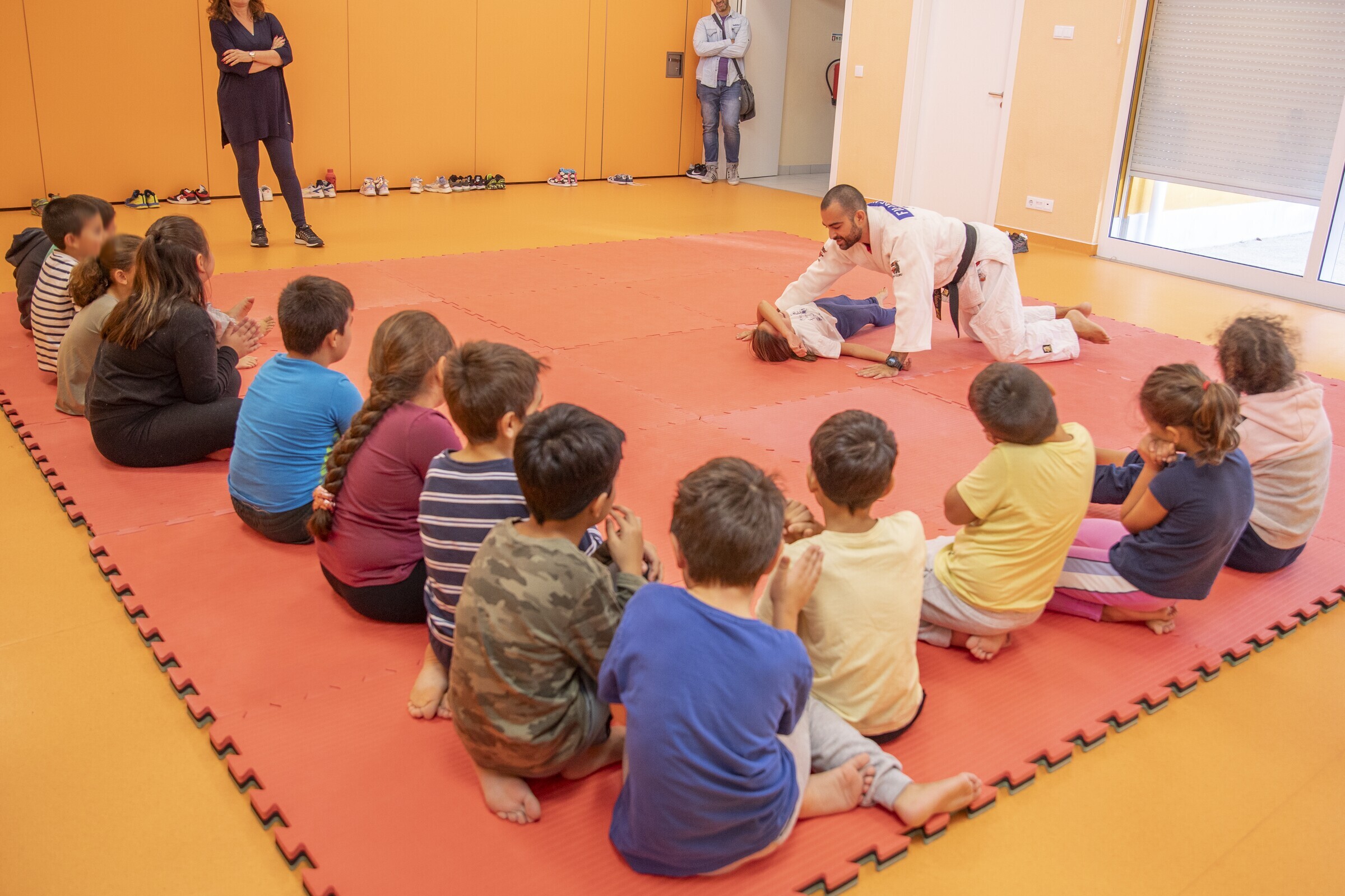 judo vai &agrave; escola
